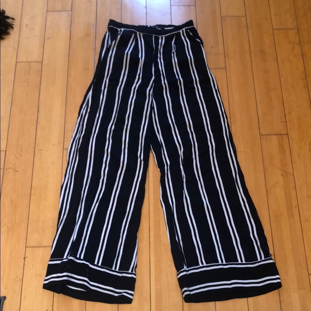 Lulus Wide Leg Pant Lightweight & Dressy!